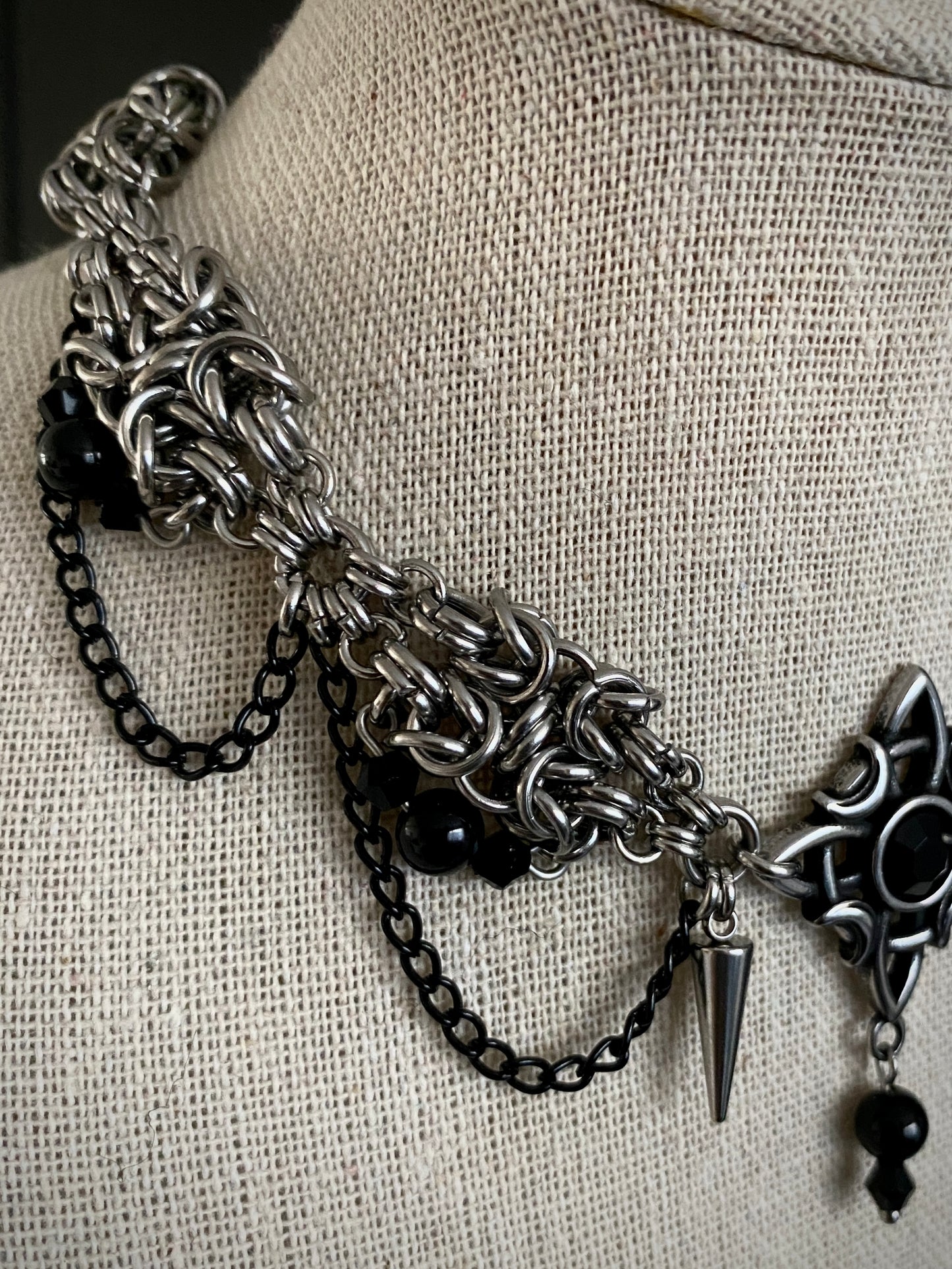 Witches Knot | Black Onyx Choker